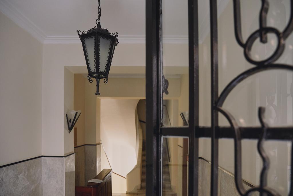 Warm Stone House Apartment Athens Exterior photo